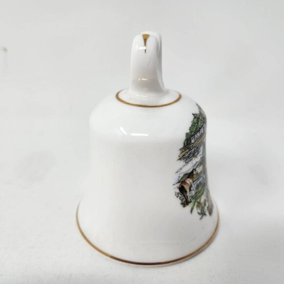 Finsbury Fine Bone China Bell Vintage Wales With Heart Handle & Welsh Emblems - Picture 7 of 11